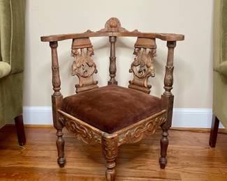 Antique Italian Renaissance Revival Style Carved Walnut Corner Chair