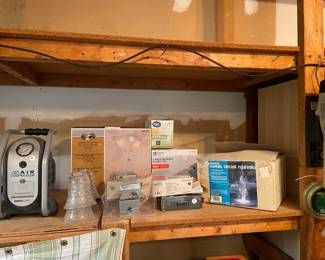 Assorted outdoor items 