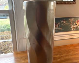 Ceramic umbrella stand