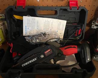 Comoware Mini Chainsaw