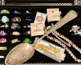 Lots of Beautiful Sterling ! Rings range in size from 5 to 8