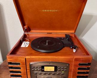 Crosley Radio / CD Player / Turntable / Tape Player