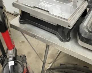 Vacuum, Small Water Tile Saws