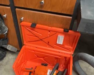 Husqvarna Chainsaw