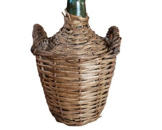 V Levante Spanish Wicker Covered Bottle