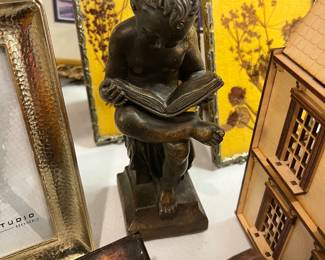 Lots of great home decor