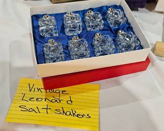 VINTGE LEONARD SALT SHAKERS