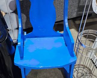 CHILDS CHAIR
