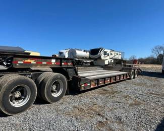 TRANSPORT TRAILER DETACH EQUIPMENT TRAILER