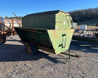 PORTABLE CREEP FEEDER