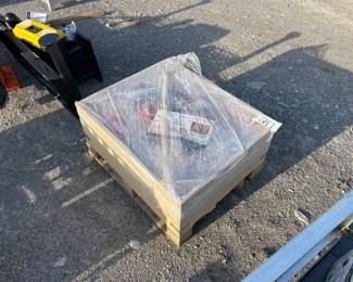 LOT OF CHAIN RIGGING SUPPLIES