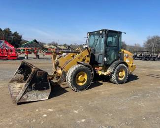 2021 CAT 906M ARTICULATING WHEEL LOADER