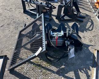 SKID STEER WINCH WITH SCREEN