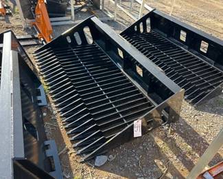 UNUSED 68 SKID STEER ROCK BUCKET