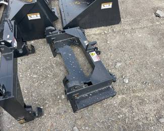 SKID STEER TO 3PT QUICK HITCH ADAPTER