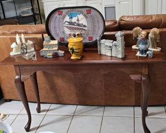 Marble Book Ends - Sofa Table - 2 Decanters - Churchill Downs Tray