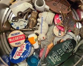 Antique Buttons - key Chains