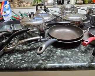 Kitchen Skillets 