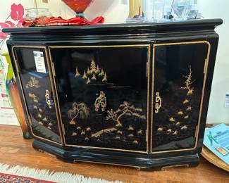 Chinoiserie Scenery Oriental Cabinet 