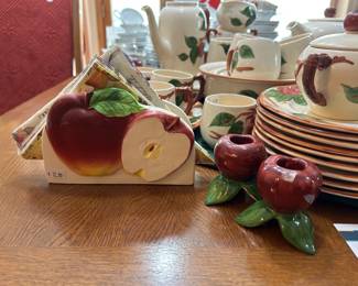 Franciscan Apple Plate 18pc Set 
