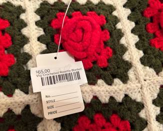 Vtg Crocheted Rosette Blanket