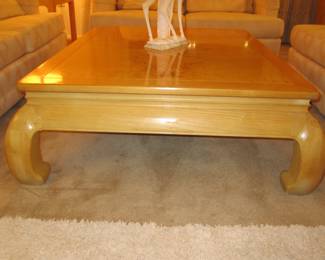 Henredon Ming Coffee Table (Burlwood)