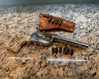 Vintage Fanner 50 cap gun by Matel 