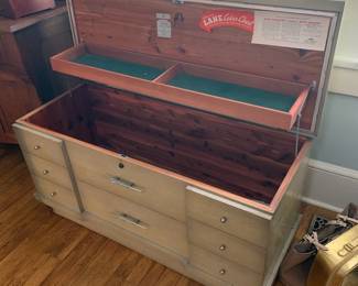 Lane Cedar Chest 