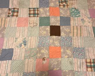 ANTIQUE CUTTER QUILT