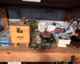 PLANTERS AND MEN'S DECOR ITEMS