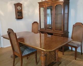 Dining room set