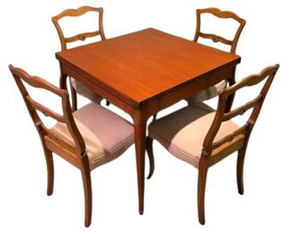Extendable Wood Table W 4 Pink Chairs