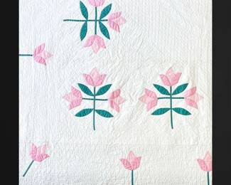 White Pink Tulip Applique Quilt