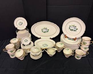 Castleton China York Rose Chine Set