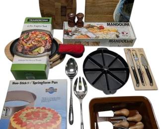 Mr. Dudley Shakers, Fajita Skillets More Kitchenware