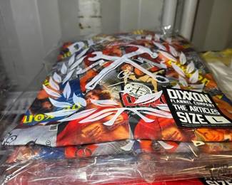 4524 Approximately 22 Dixxon Flannels