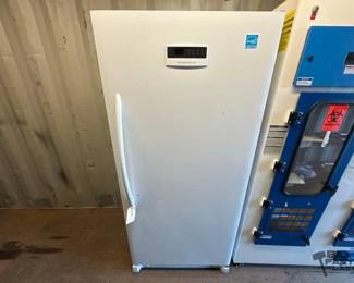 4700 Frigidaire Freezer