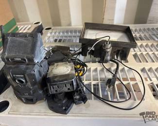 4594 Vosker V200 Trail Camera, LED Floodlight, Plug In Timer, And More