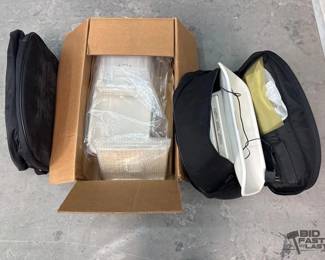 2678 Two Infant Scales With Bags