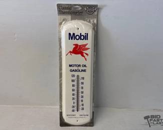 5580 Mobil Classic Metal Thermometer