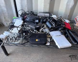 4012 Miscellaneous Electronic Cables and Other Electronic items