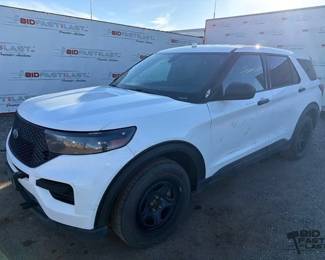 275 2022 Ford Explorer