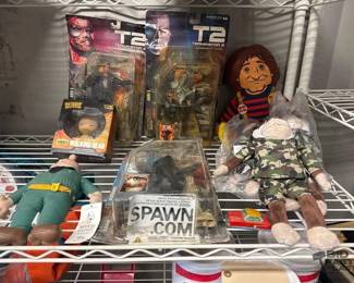 4100 Action Figure and Stuffed Toy Collection