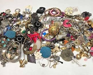 1024 Costume Jewelry