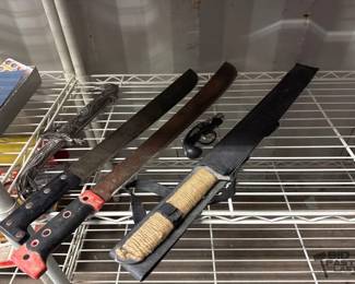 4120 Knife Collection And 1 Pistol Lighter