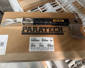 2622 2 NEW ParaTech Pry Axe With Metal Cutting Claw