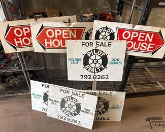 4072 Pilot Realty Signs