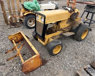 85 International Harvester Cub Cadet Tractor