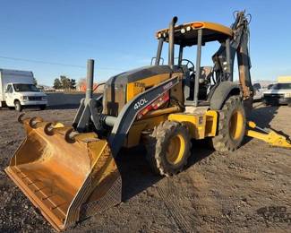 105 John Deere 410L Backhoe Loader