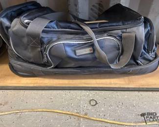 5590 Swisstech Bag With Blankets inside